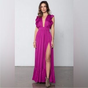 Chic Fuchsia Maxi Dress with Ruffle Sleeves